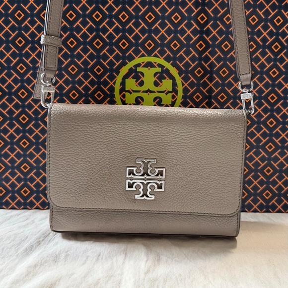 Tory Burch Britten crossbody - Picture 6 of 7